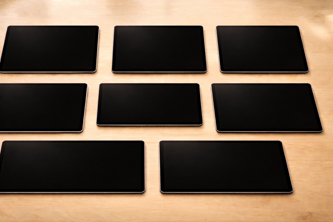 サムネlong-movie-on-ipad-s01